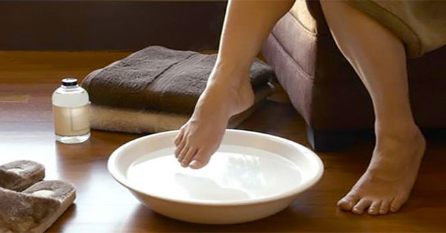 Giải Pháp Nhanh Chóng Để Điều Trị Nước Ăn Chân An Toàn