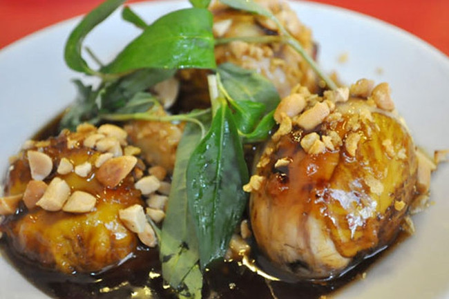 Trứng vịt lộn