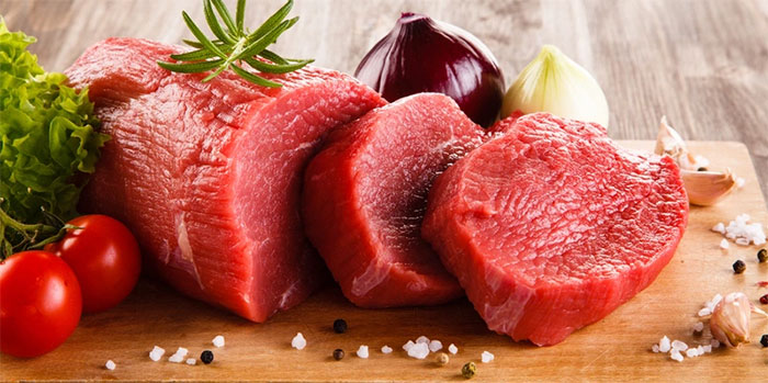 ‏‏Thịt đỏ như thịt bò, thịt trâu, thịt cừu, thịt ngựa… giàu chất béo bão hòa